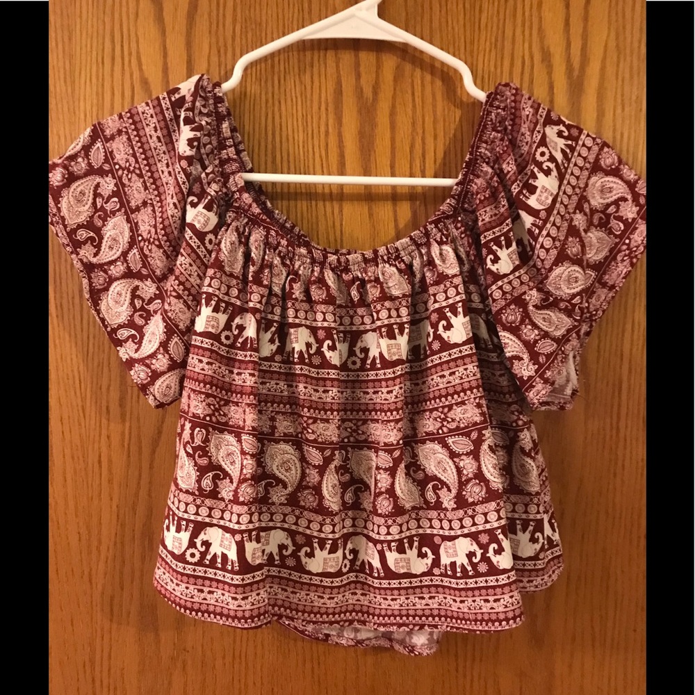 Rue21 elephant print crop top